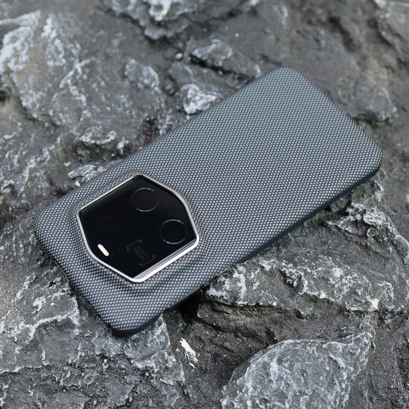 Honor Magic7 RSR Porsche Design Kevlar Fiber Case