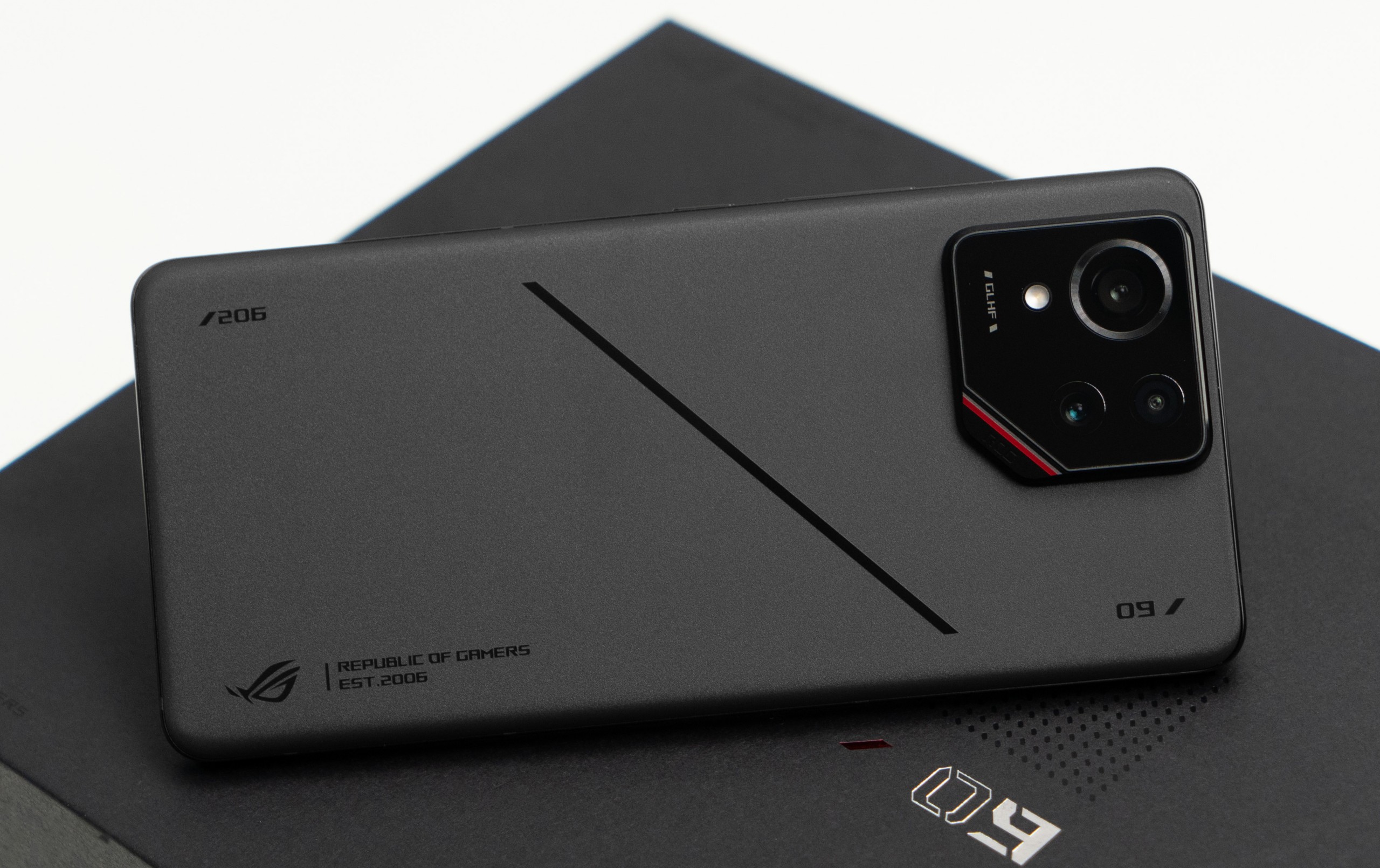 ROG Phone 9 Pro Review