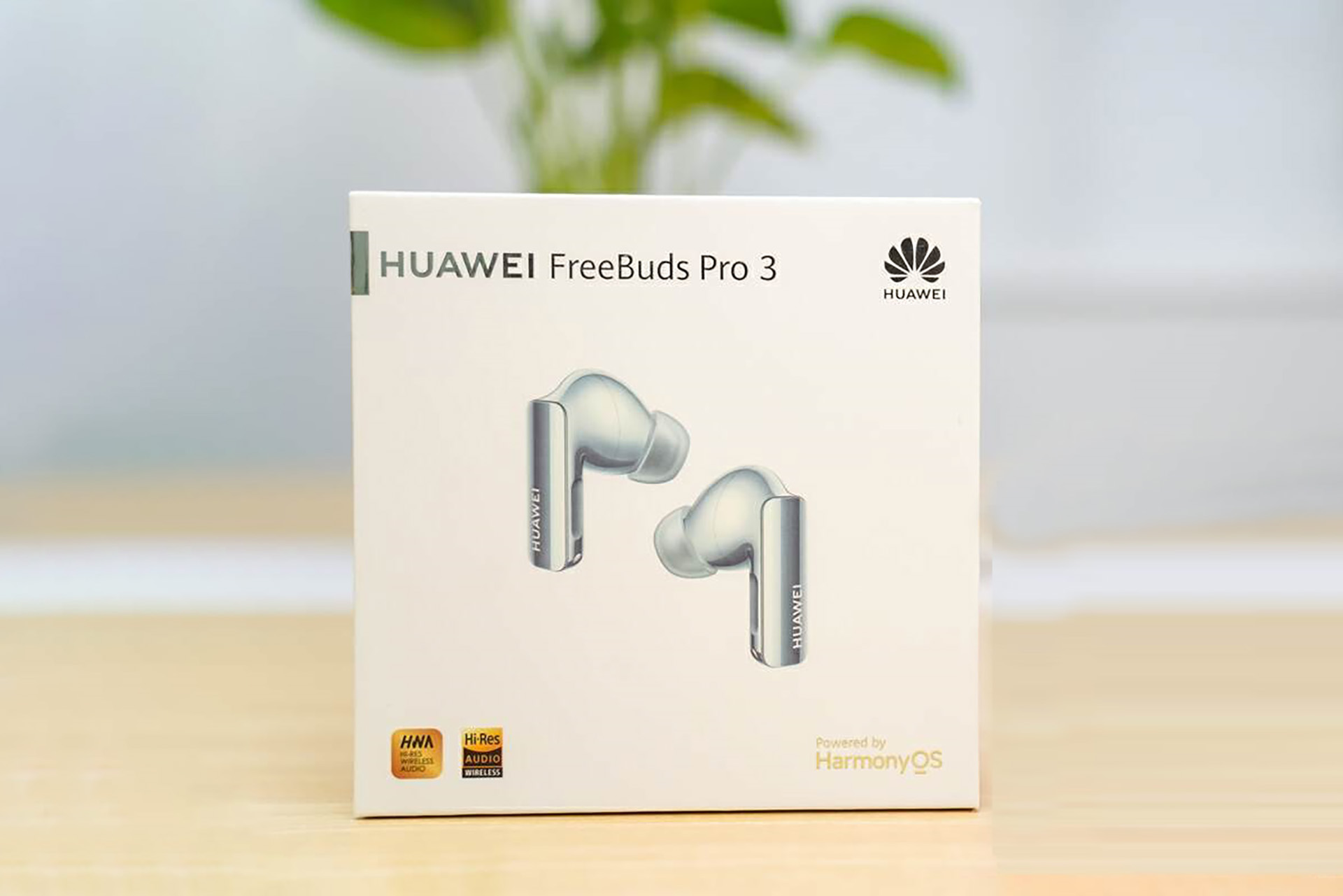 The new Huawei FreeBuds Pro 3 can send audio upto 1.5Mbps with