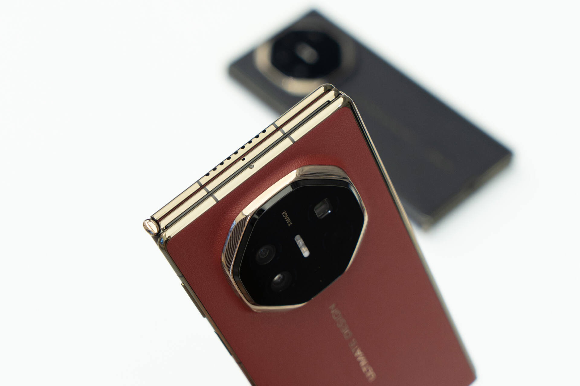 Huawei Mate XT Ultimate Design Review