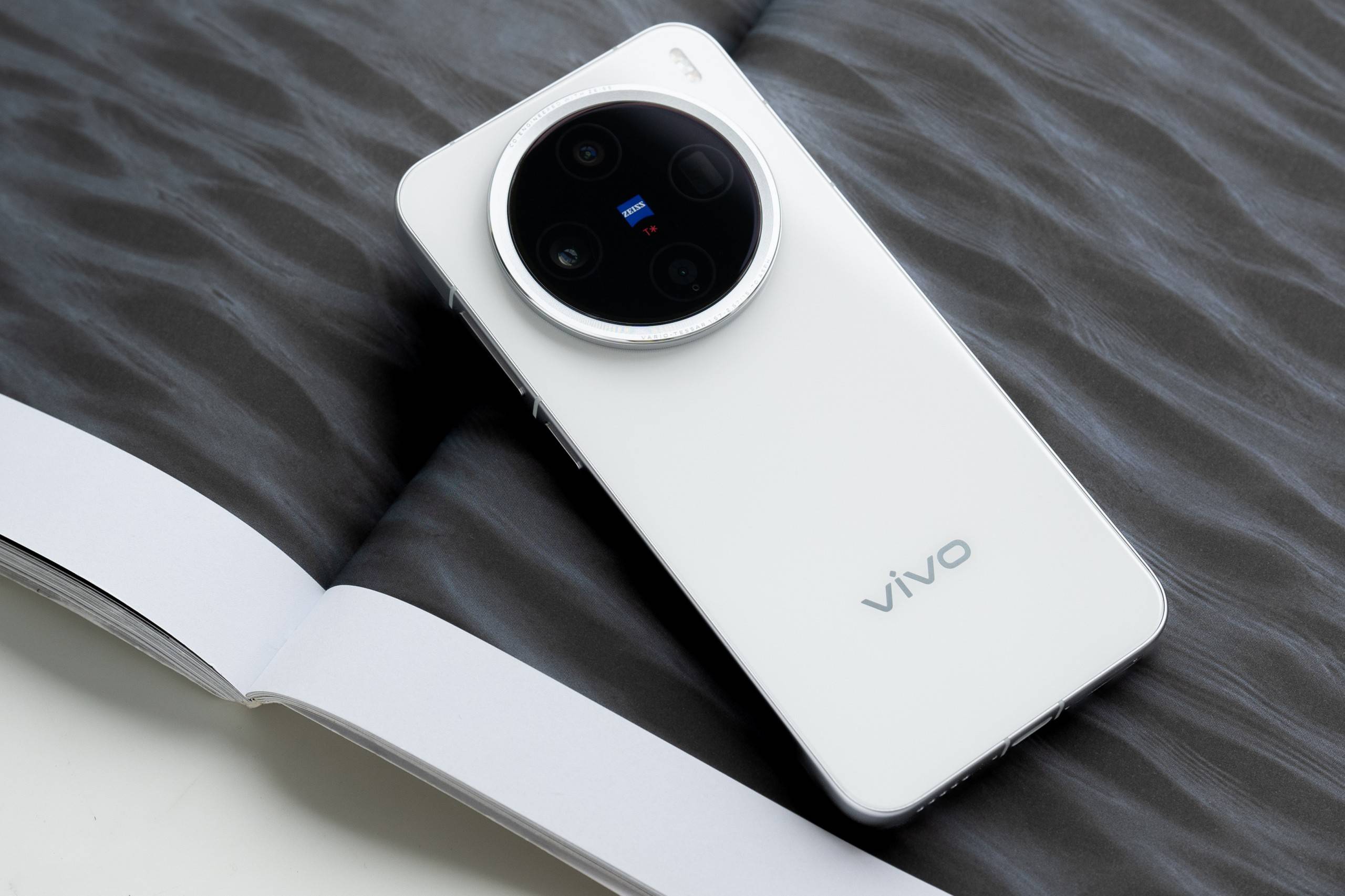 vivo X200 Pro mini Review