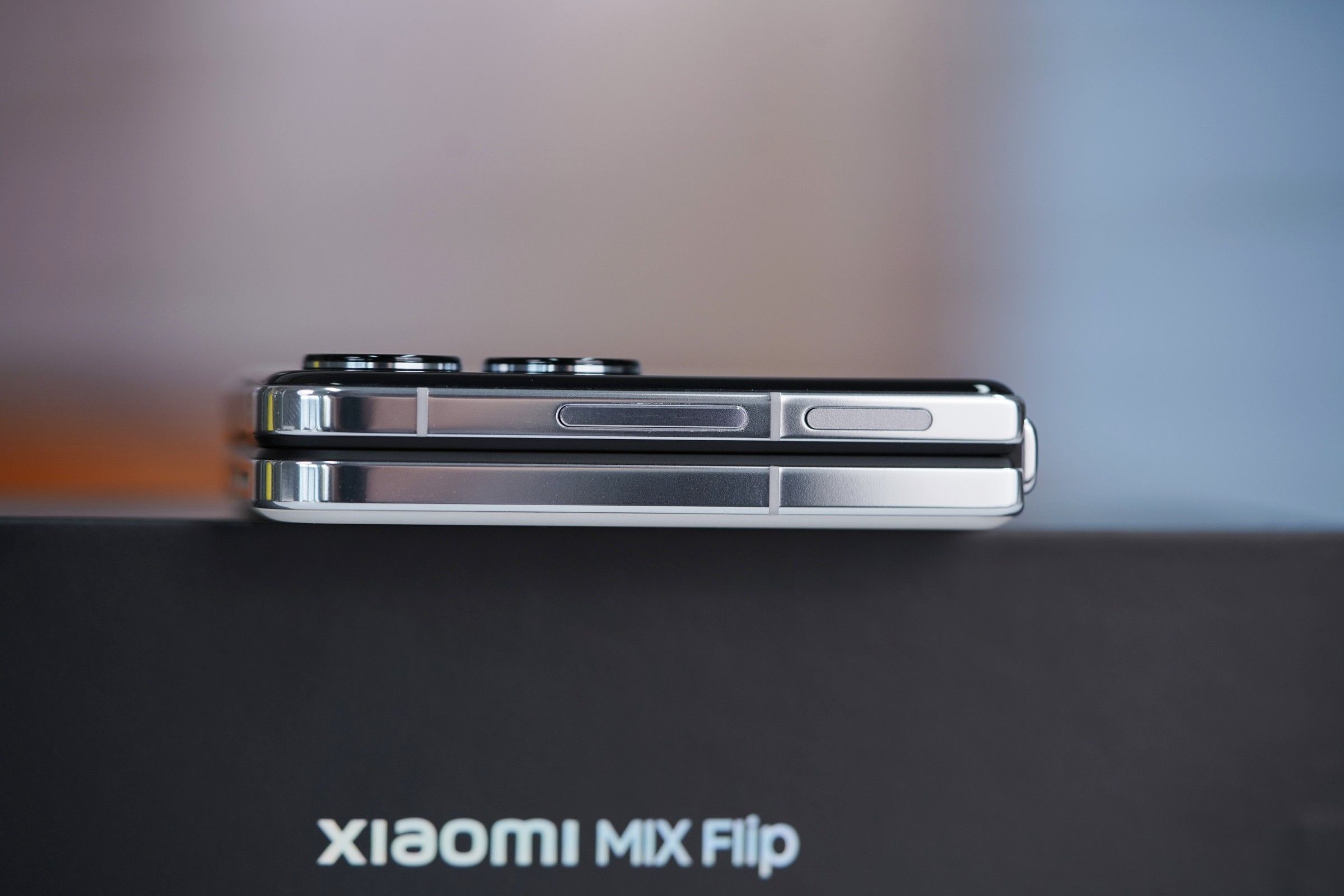 Xiaomi MIX Flip Review